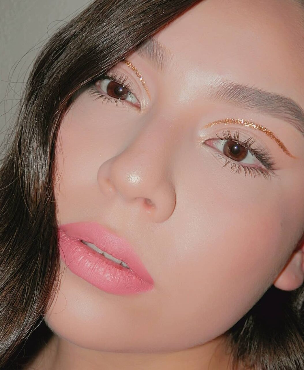 photo-by-jazzvenegas-glitter-eyeliner-crease-min