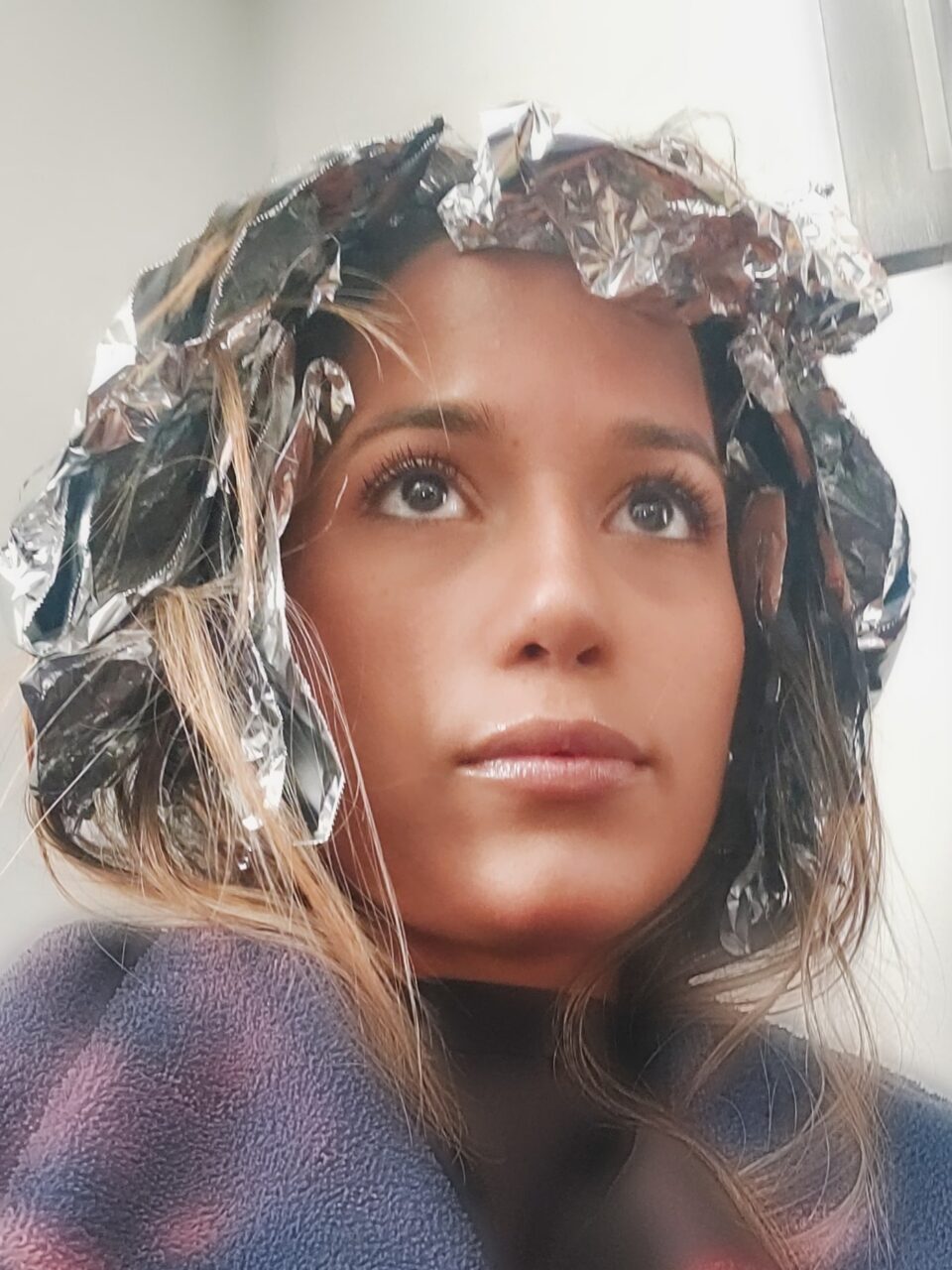 blonde-highlights-hair-meanro-megan-antoinette-rojer-at-harms-hairstyling-beauty-parlor-min