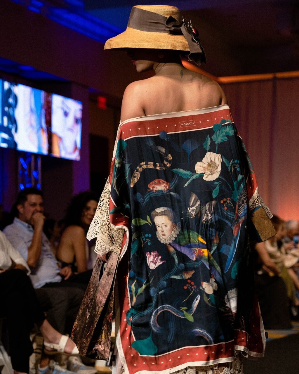 @imfuzo_Aruba Fashion Week_Megan Antoinette Rojer_modeling_Maria Teresa Madariaga_collection